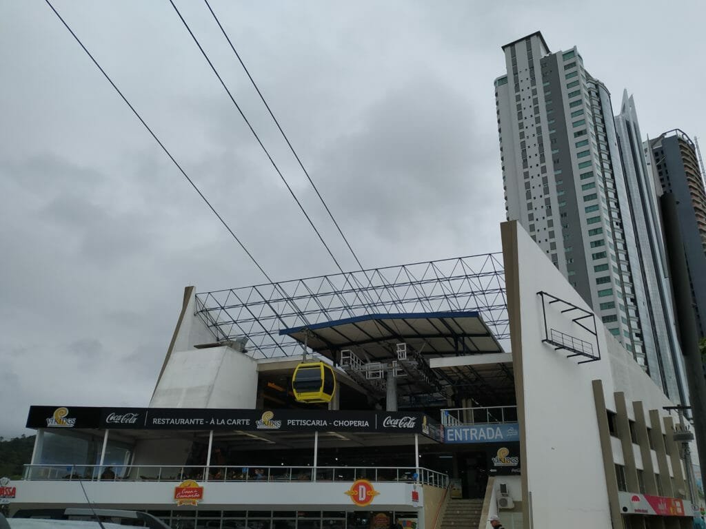 O que fazer em Balneário Camboriú, Bondinho