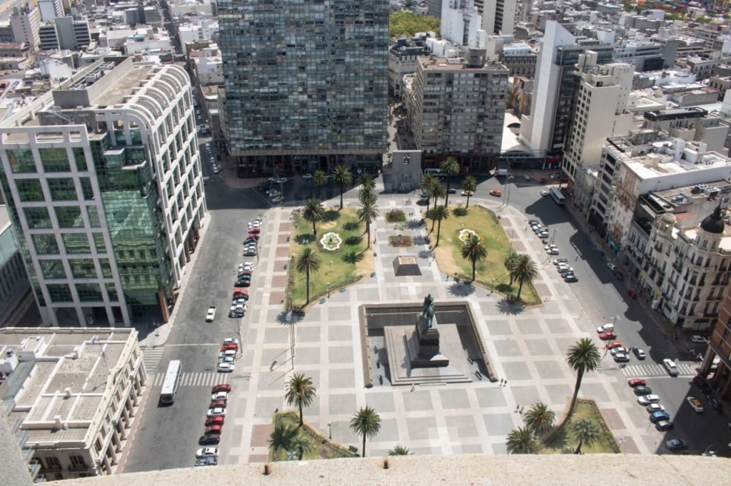 Praça da independência em Montevideo