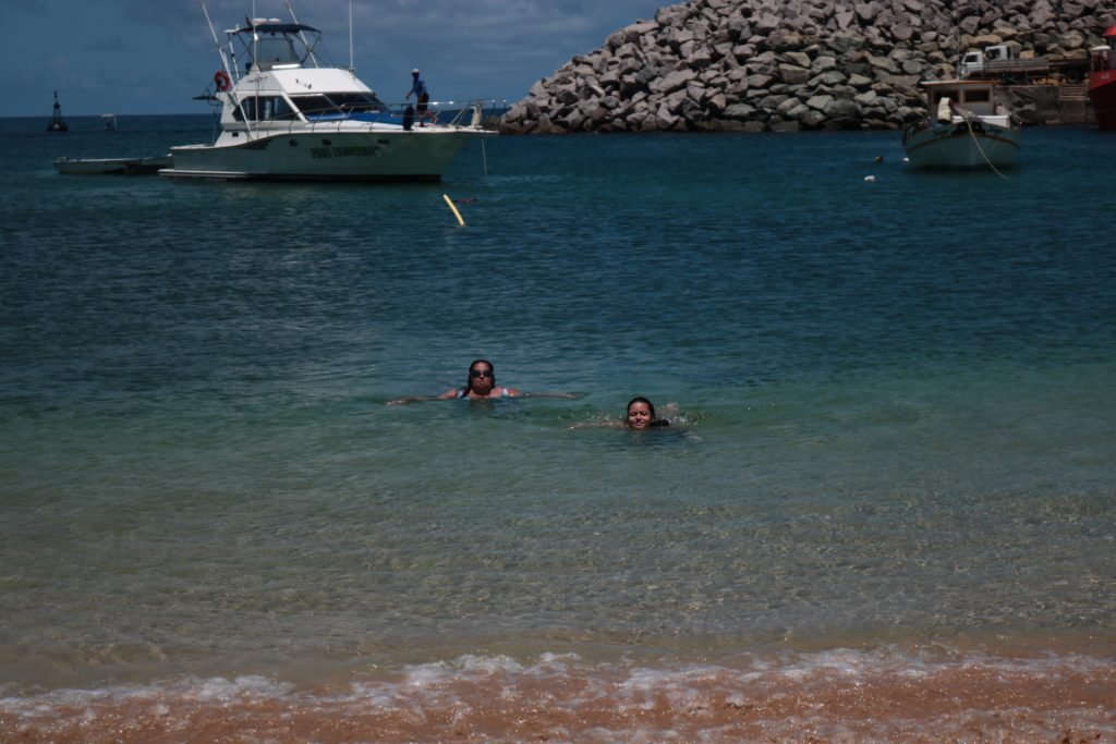 As deliciosas e calmas águas da praia do Porto