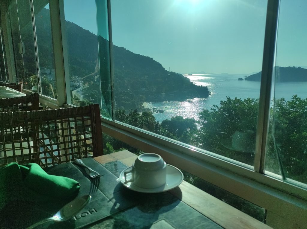 Café da manhã com essa vista é sensacional