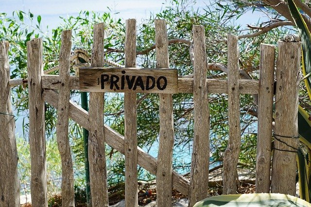 Anti-turismo na Europa: Entenda como o movimento pode impactar a sua viagem